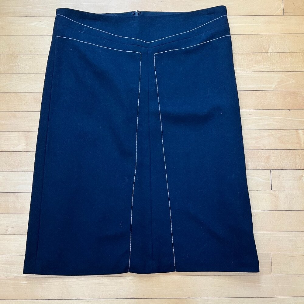 Vintage BCBMaxAzria Black Skirt with White Stitching, Size 6